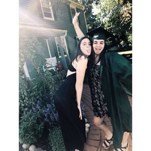 Meet your Posher, Moira